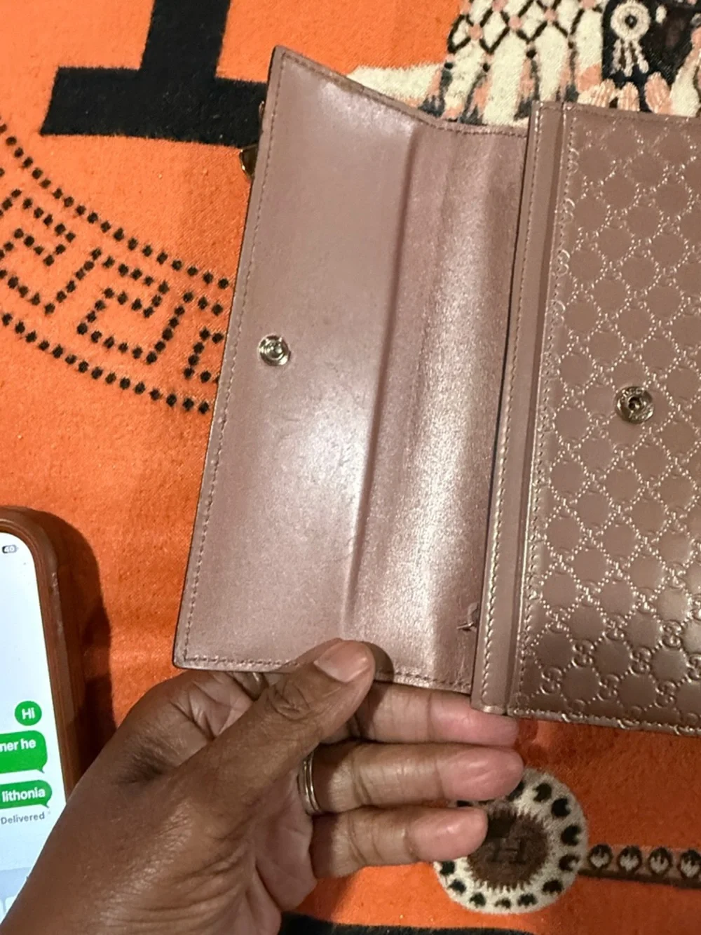 Gucci Embossed GG Continental Wallet in Dusty Rose Pink with Gold Accents - Picture 4 of 8
